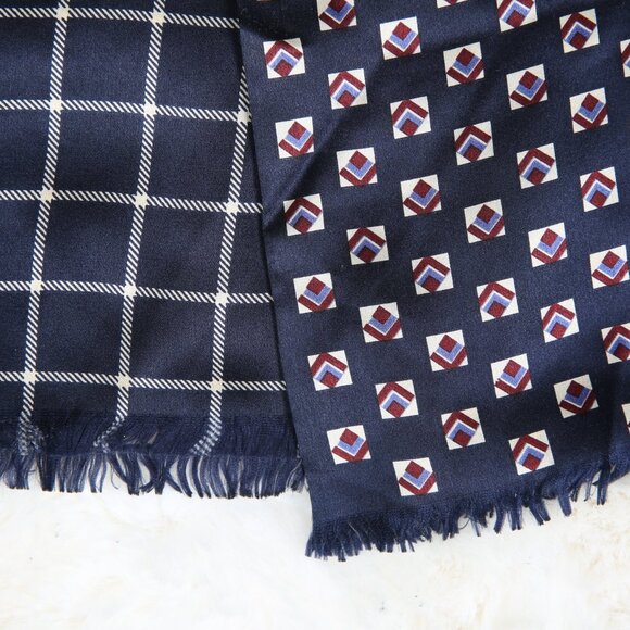 LAUREN RALPH LAUREN 100% Silk Navy Blue Foulard Print Scarf - Reversible Motif - Picture 2 of 10